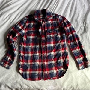 Red blue and white plaid flannel 🔴🔵⚪️